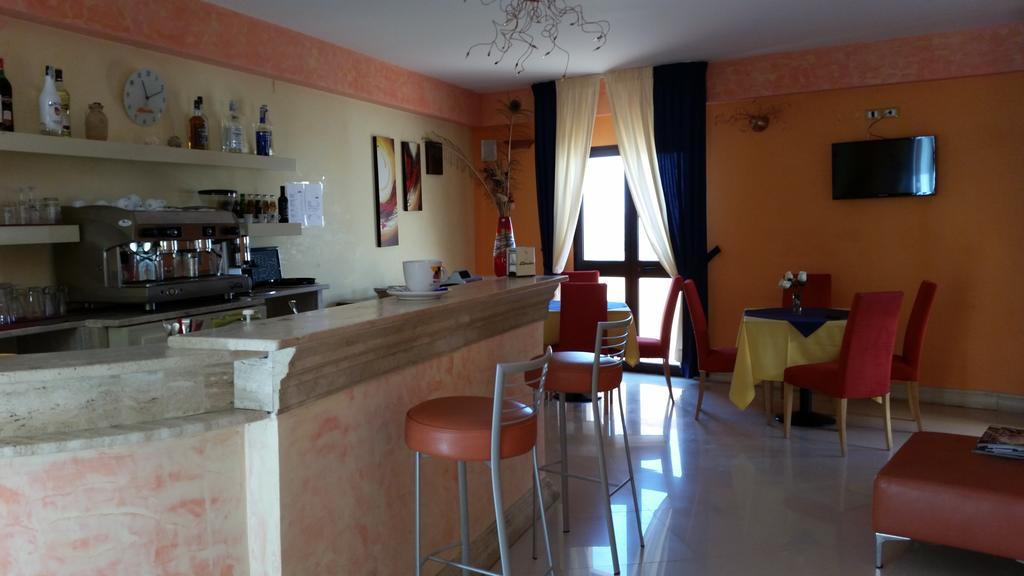 Hotel Costa Antiga Sant'Anna Arresi Eksteriør billede